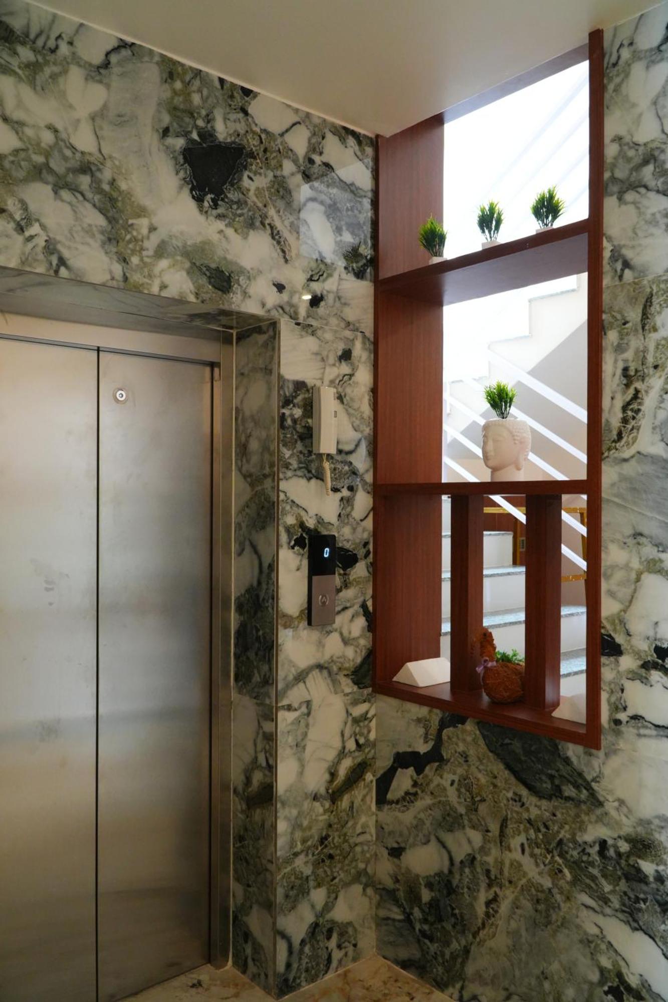 Uj Pallazzio - Business Class Luxury Hotel ติรุวันนามาลัย ภายนอก รูปภาพ